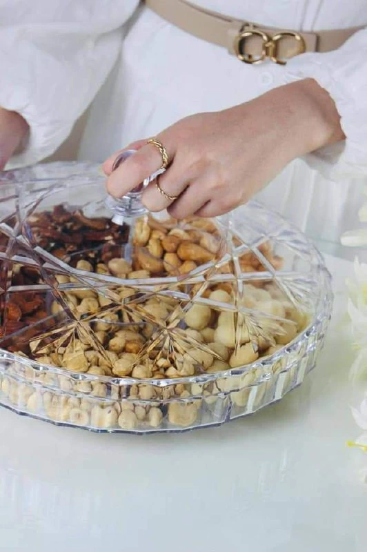 طبق تقديم أكريليك مقسم – للأطعمة الخفيفة والحلويات بغطاء أنيق